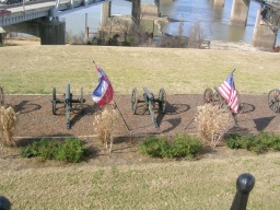 Mississippi visitor center cannons 